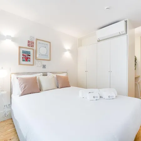 Guestready - Clerigos Tiles House 3* פורטו