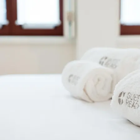 Guestready - Clerigos Tiles House Gæstehus