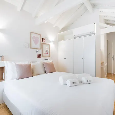 Guestready - Clerigos Tiles House