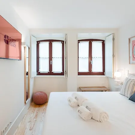 Guestready - Clerigos Tiles House Порту
