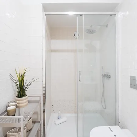 Guestready - Clerigos Tiles House Гостевой дом Порту