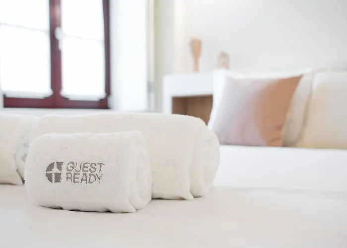 Guestready - Clerigos Tiles House Порту